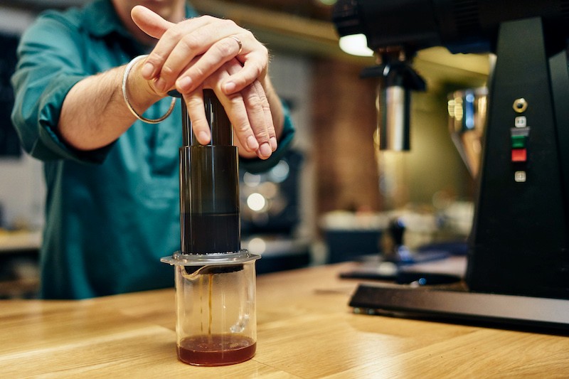aeropress do ręcznego przygotowywania kawy z filtrem